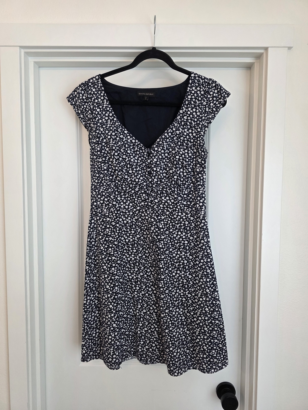 Banana Republic Navy with White Floral V-Neck Midi Dress